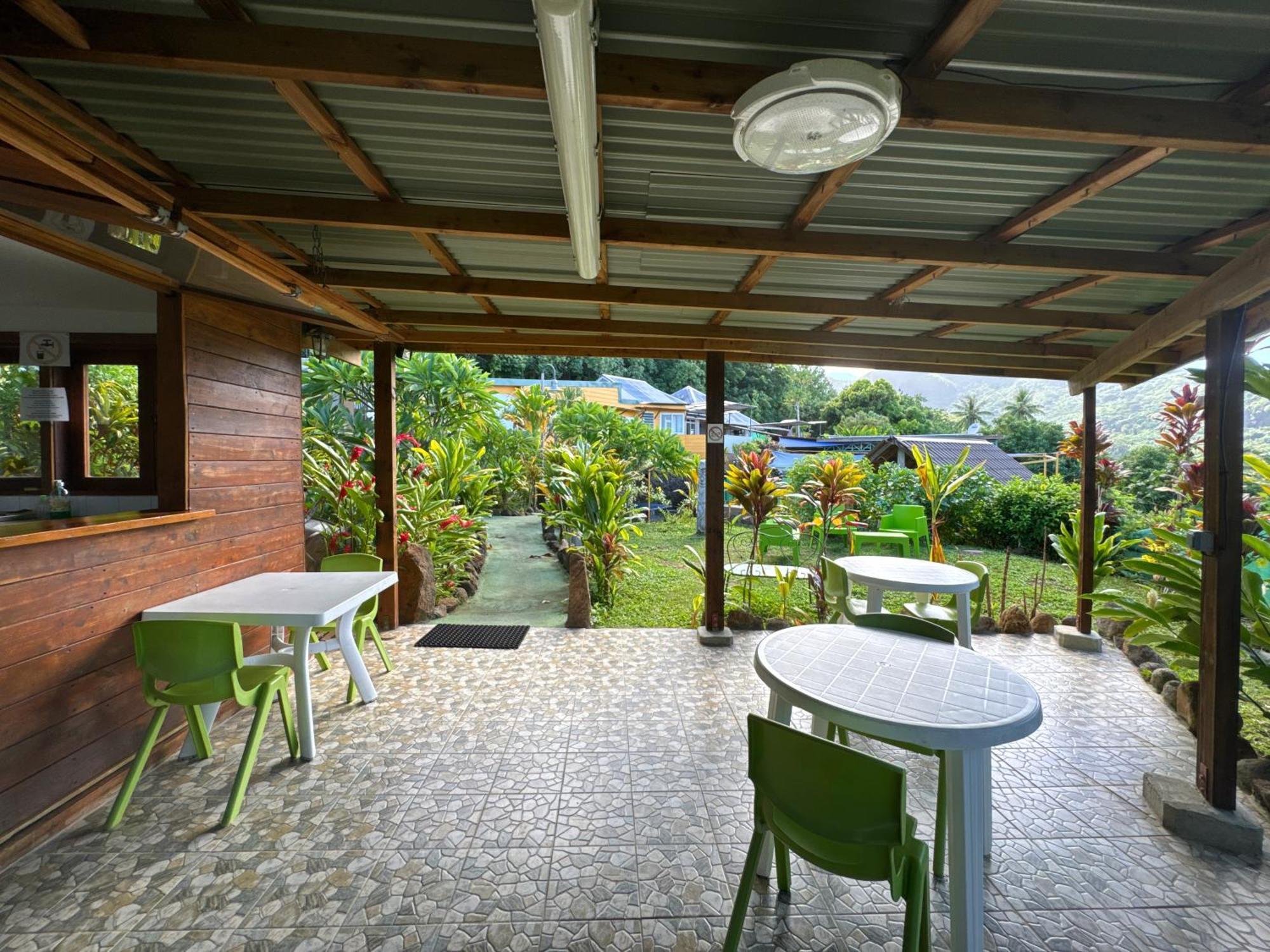 Fare Arana Moorea Guesthouse Atiha Exteriér fotografie